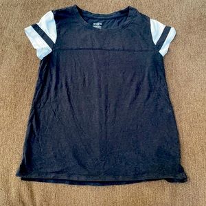 ⭐️3/$12 girls 14 black and white short sleeve shirt